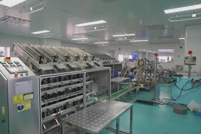 向云而生 聚美成灣② | 數字賦能 驅動白云美妝在“灣”道實現超車